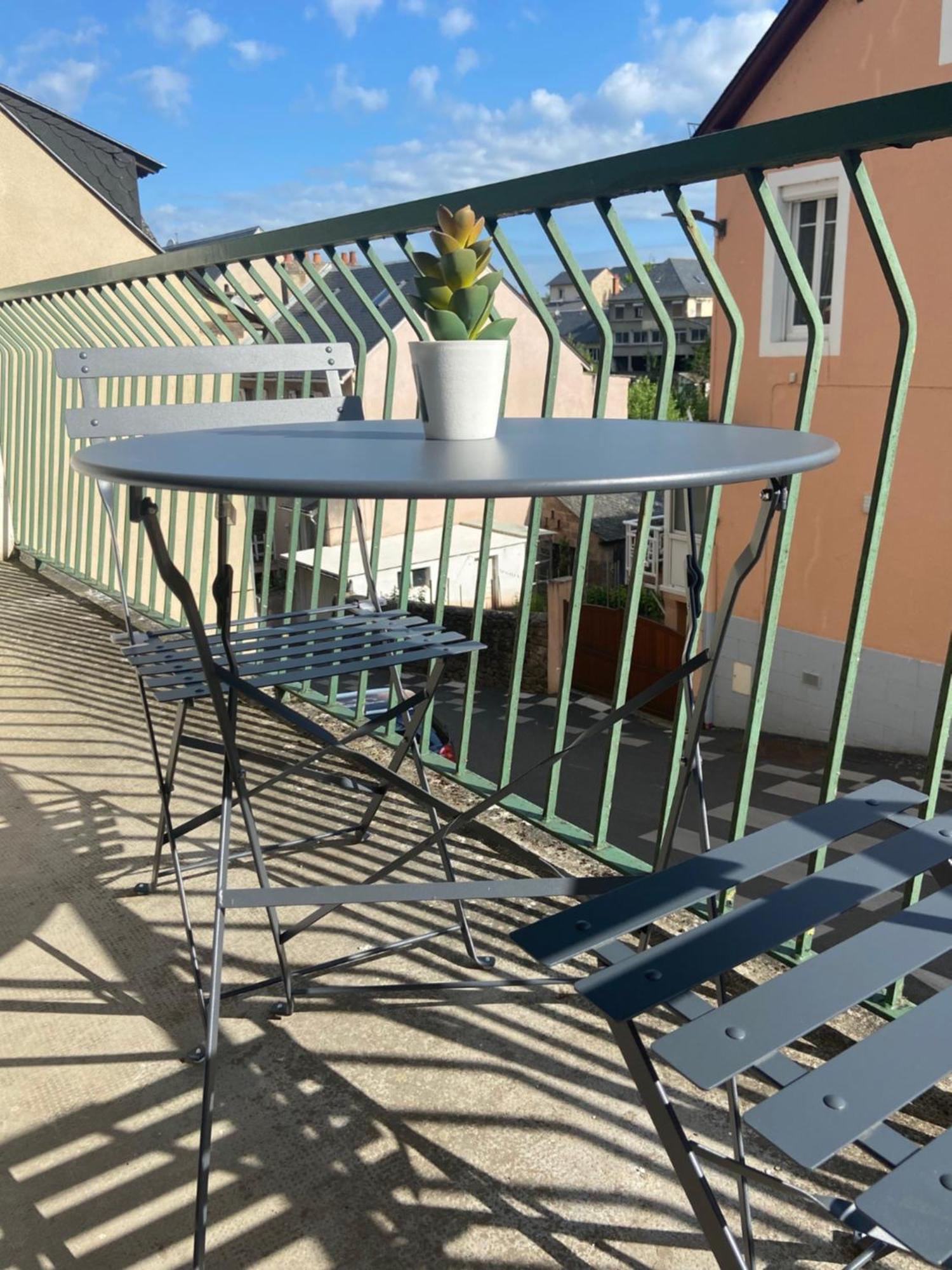 Appartement L'Eldorado Ruthénois - Garage&Terrasse à Rodez Extérieur photo